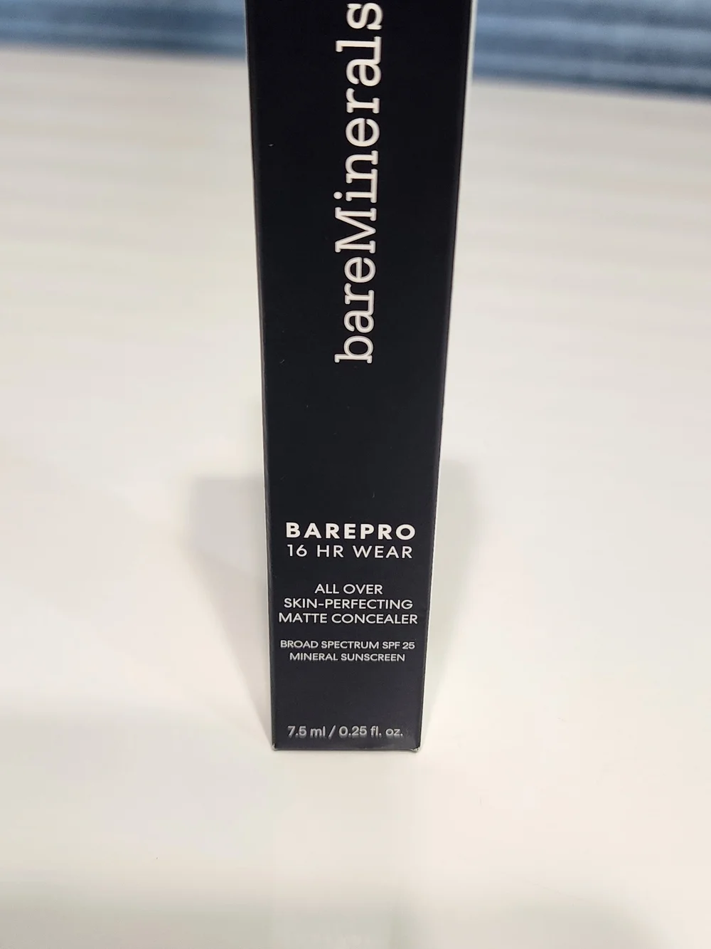 bareMinerals BAREPRO 16HR Wear Matte Concealer - Black Packaging